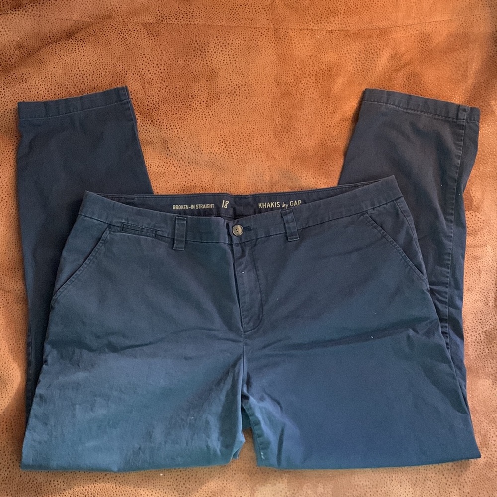 Gap Broken-in Straight Khakis size 18R Navy Blue